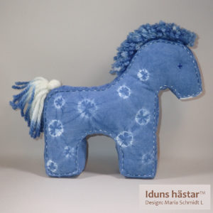 IDUNS hästar Häst 43 Naturlig Indigo 300x300